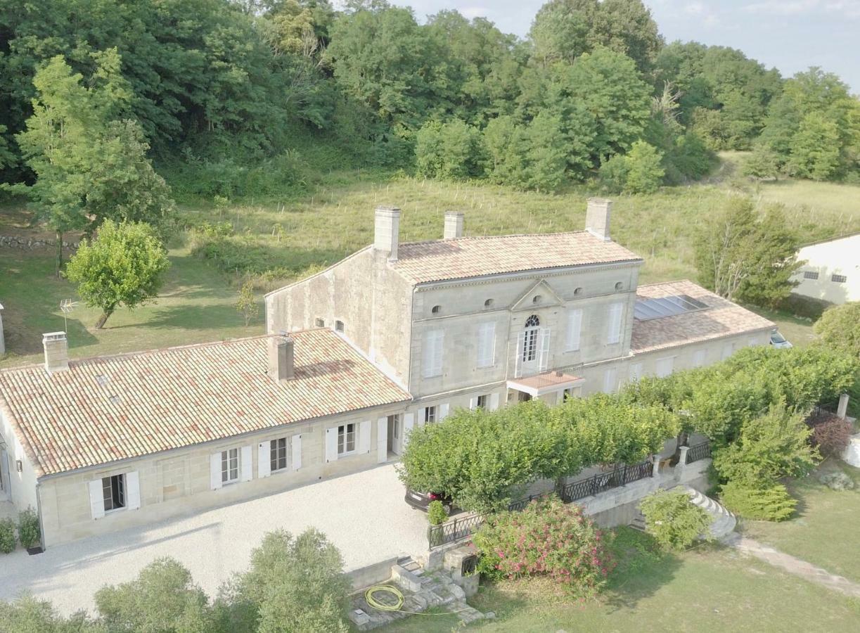 Villa Bacchus Bourg-sur-Gironde Exterior photo